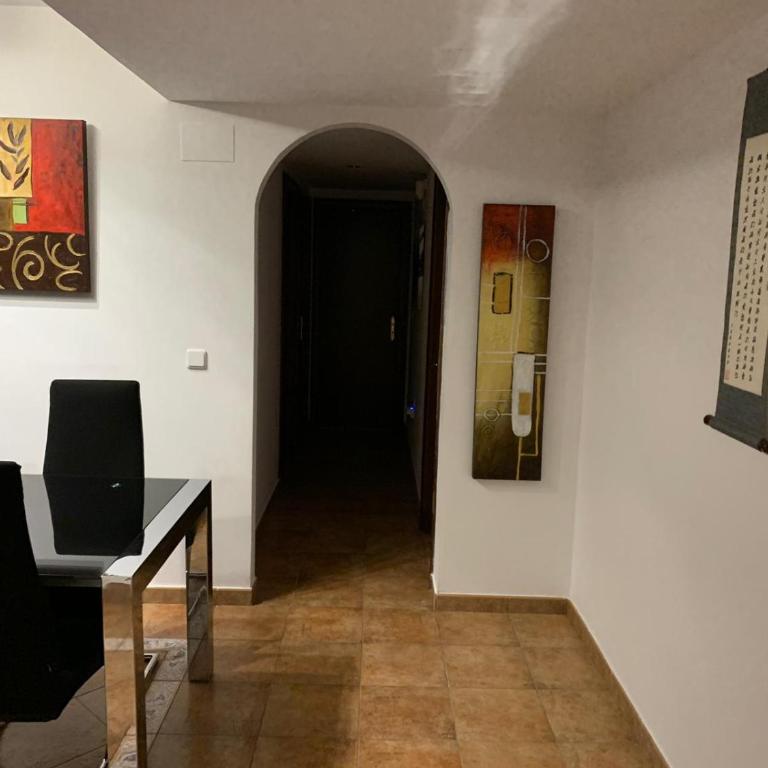 Apartamento con jardín privado y acceso a piscina - Apartamento de 3 dormitorios - 4