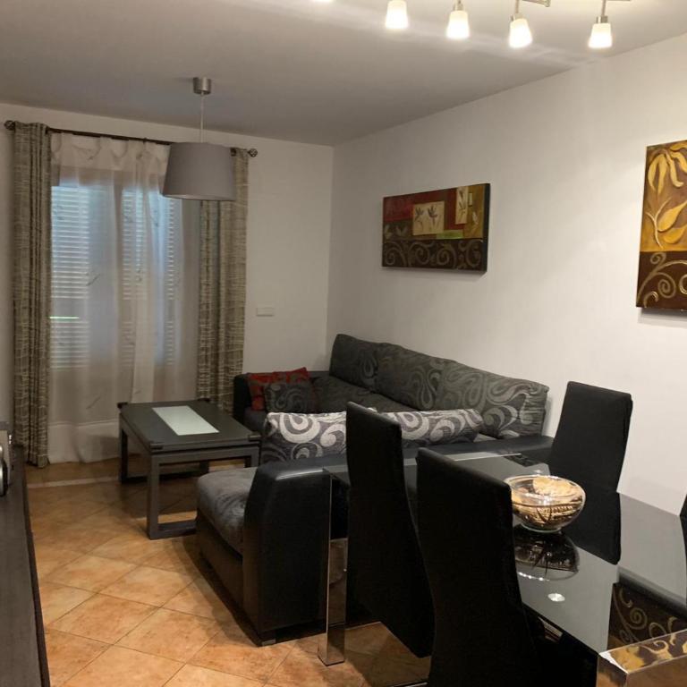 Apartamento con jardín privado y acceso a piscina - Apartamento de 3 dormitorios - 5