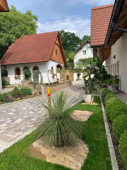 Exklusive Ferienwohnung / STAINZ / Luxury holiday Apartment - Apartment mit 2 Schlafzimmern - 33
