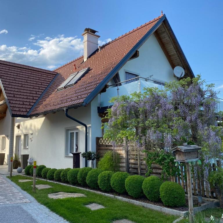 Exklusive Ferienwohnung / STAINZ / Luxury holiday Apartment - Apartment mit 2 Schlafzimmern - 5