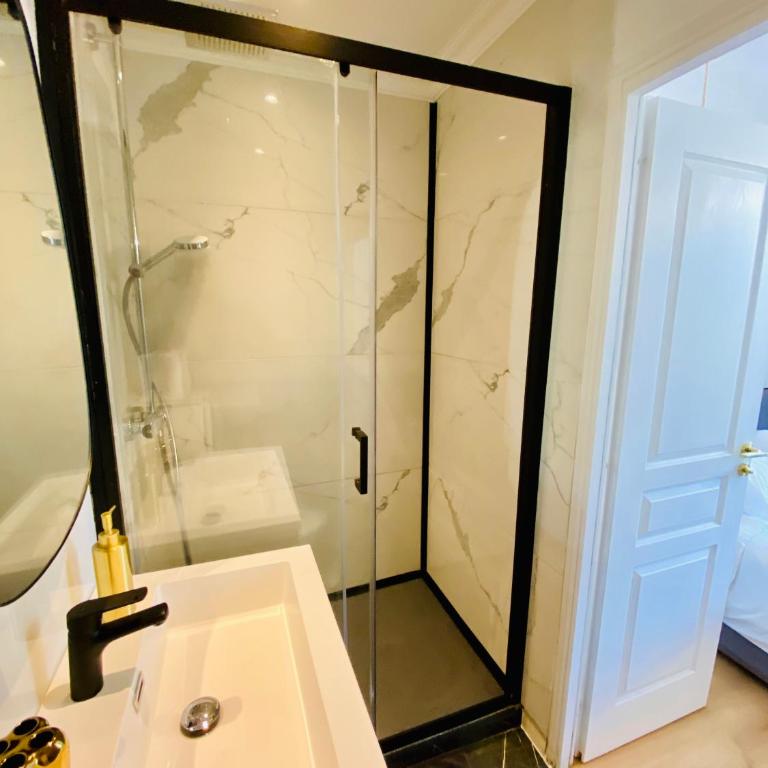 Designer Garden View AC, Fiber Wifi Heart of Monaco - Appartement 1 Chambre - 18