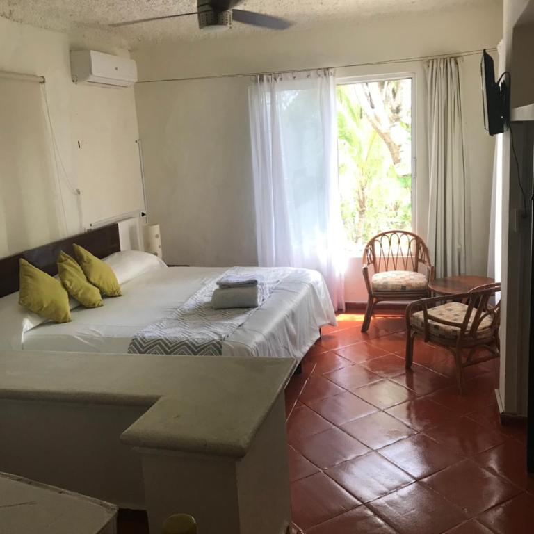 Maria's Kan Kin - King Room - 2
