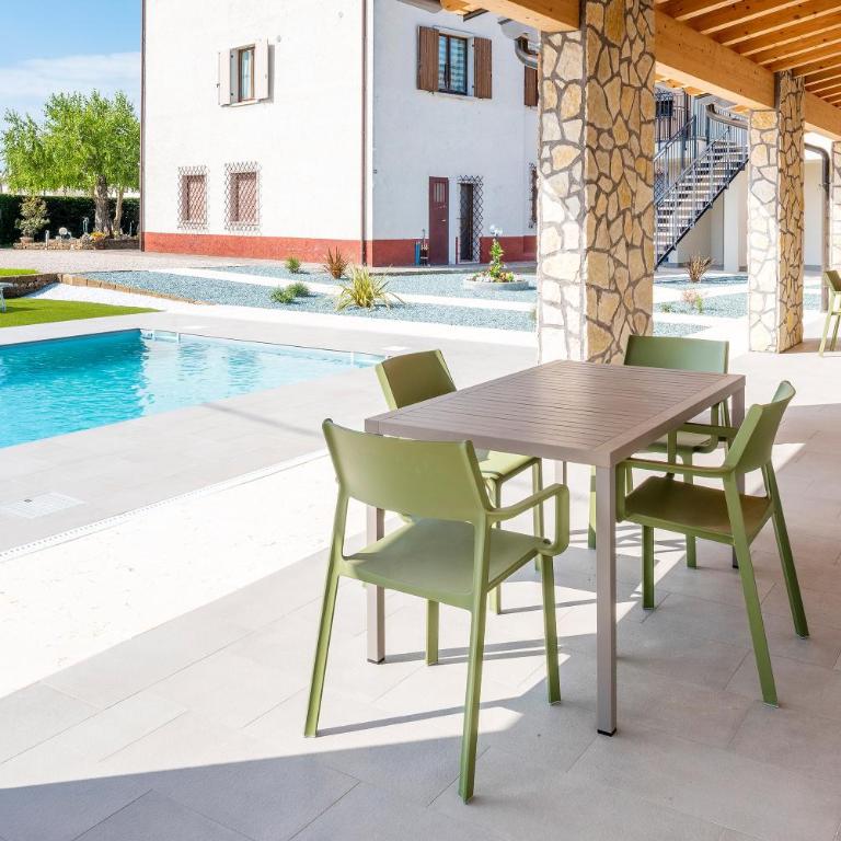 Corte Rocchetti Suite - Appartamento con 2 Camere da Letto - 12