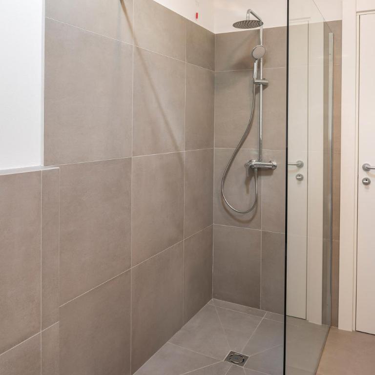 Corte Rocchetti Suite - Appartamento con 2 Camere da Letto - 3