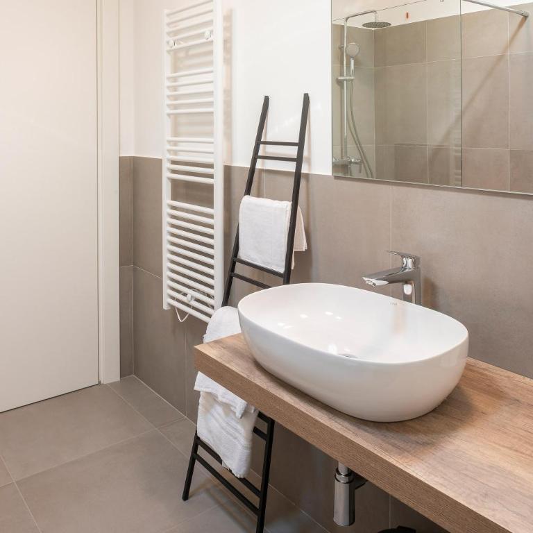 Corte Rocchetti Suite - Appartamento con 2 Camere da Letto - 1
