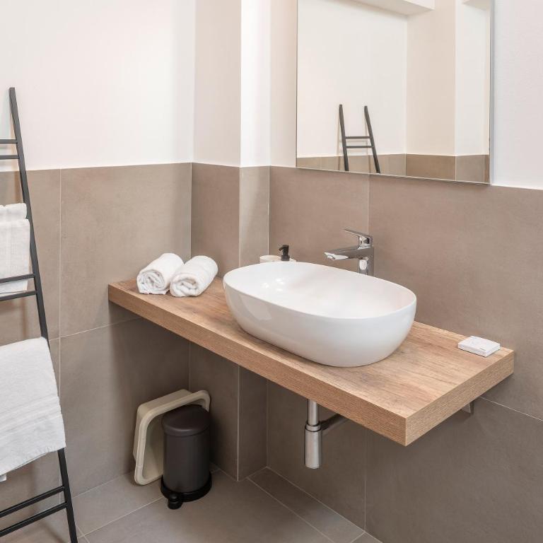 Corte Rocchetti Suite - Appartamento con 2 Camere da Letto - 3