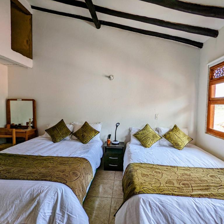 Casa de Huéspedes Faletto - Habitación Doble con baño - 2 camas - 5