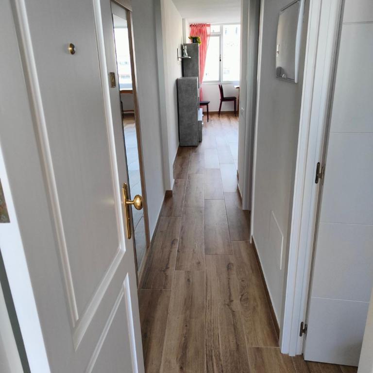 Residencial Los Molinos con piscina, TV internacional y Wifi - One-Bedroom Apartment - 6