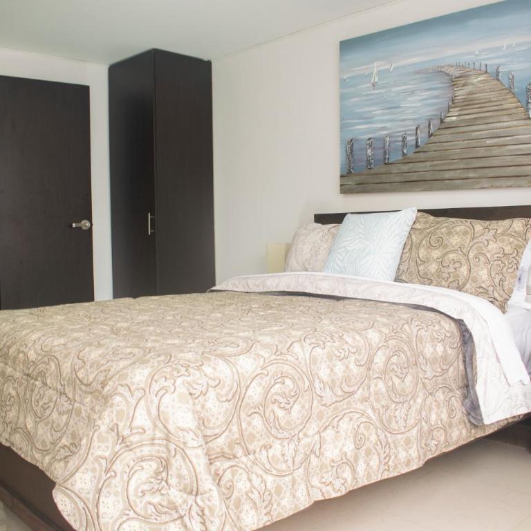 Apartahotel Kelly - Habitación Estándar - 1 cama grande - 2