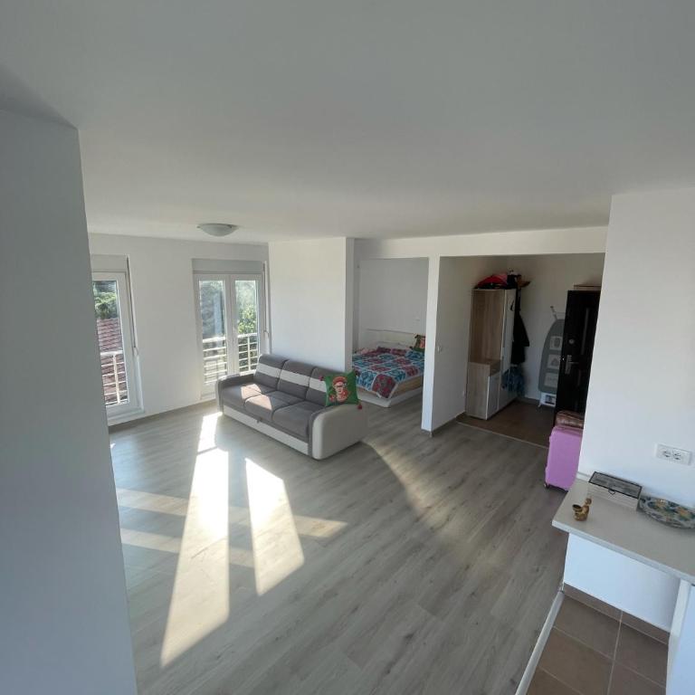 UpART House - Četvorokrevetna Soba s Terasom - 7