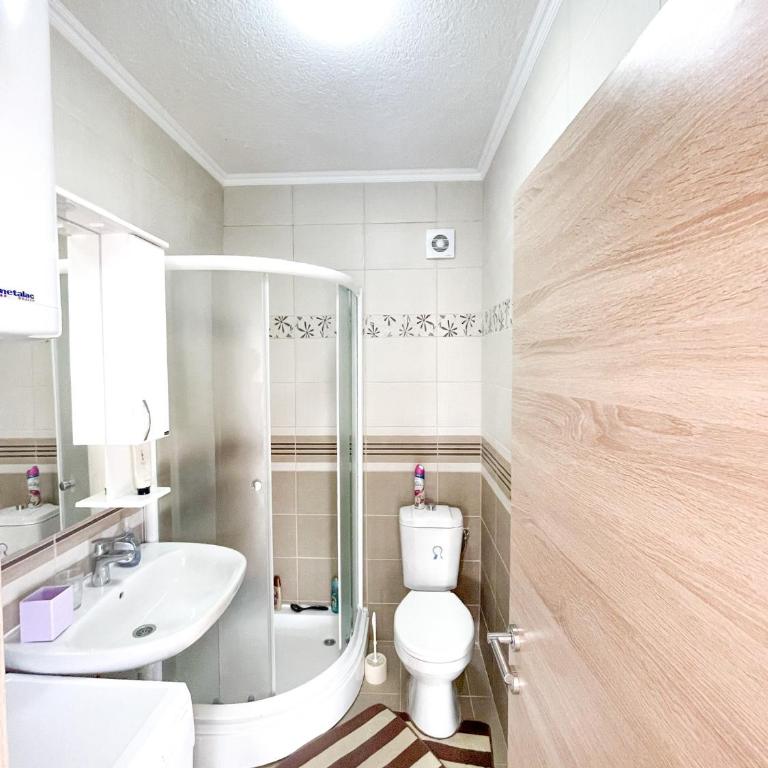 UpART House - Četvorokrevetna Soba s Terasom - 19