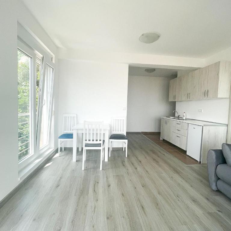 UpART House - Standardna Četvorokrevetna Soba - 10