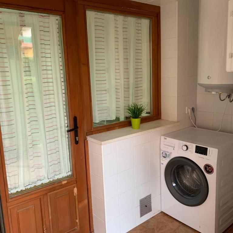 Apartamento con jardín privado y acceso a piscina - Apartamento de 3 dormitorios - 18