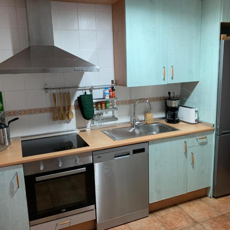 Apartamento con jardín privado y acceso a piscina - Apartamento de 3 dormitorios - 21