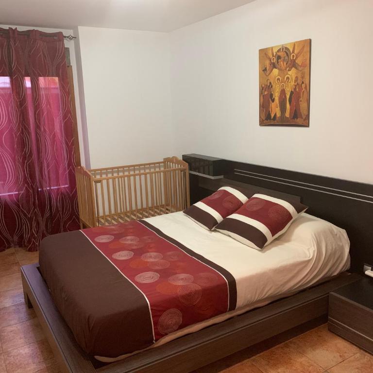 Apartamento con jardín privado y acceso a piscina - Apartamento de 3 dormitorios - 25