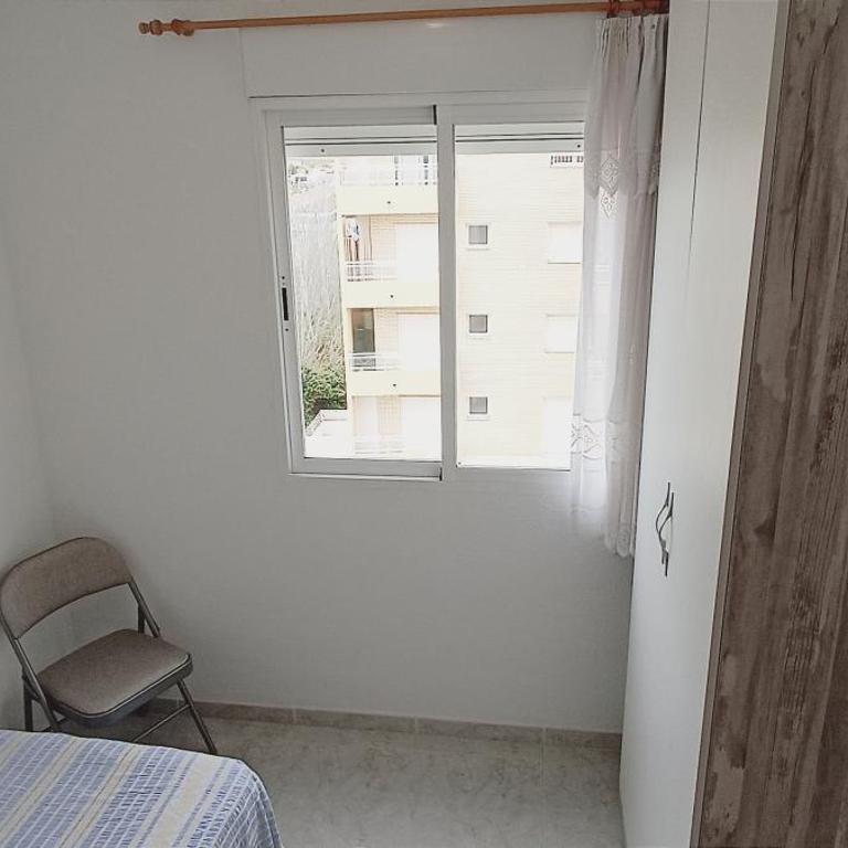Apartamento céntrico en la playa con piscina. - Apartamento - 15