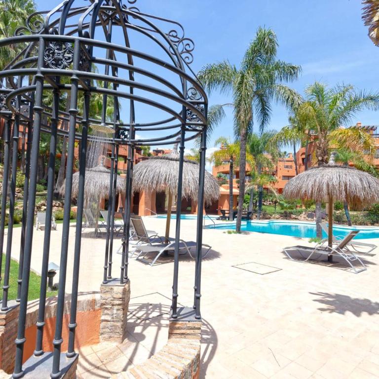 La Alzambra, Puerto Banus - Apartamento de 3 dormitorios - 2
