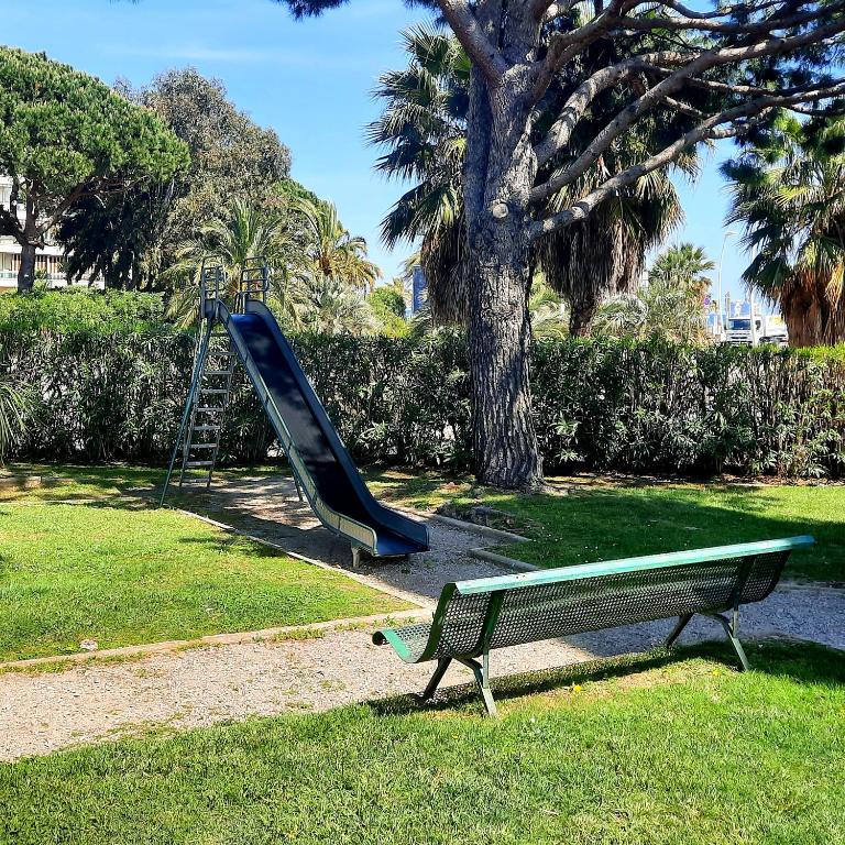 Beachfront Sea View Apartment Cannes Boulevard du Midi - Appartement 1 Chambre - 34