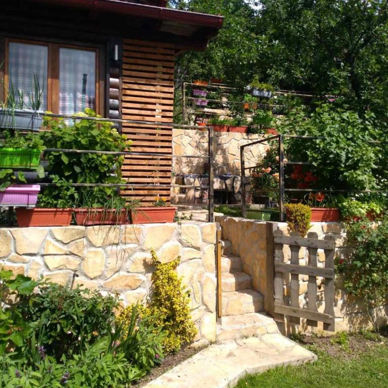 The Bungalows - One-Bedroom Bungalow - 23