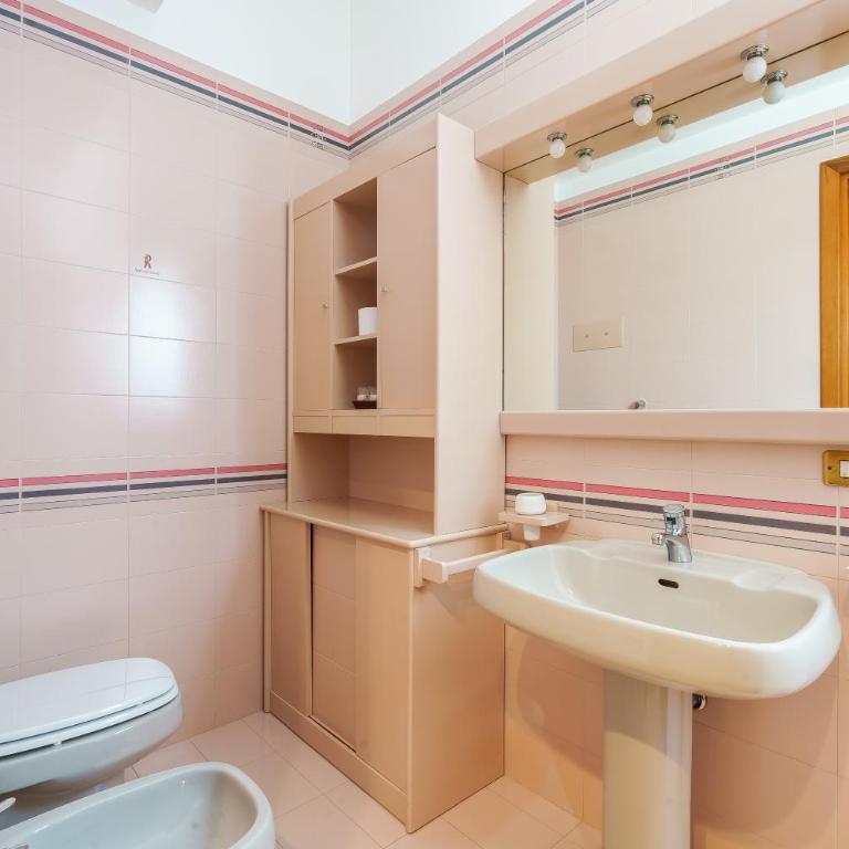 Casa delle Pomelie Appartamenti - Three-Bedroom Apartment - 11