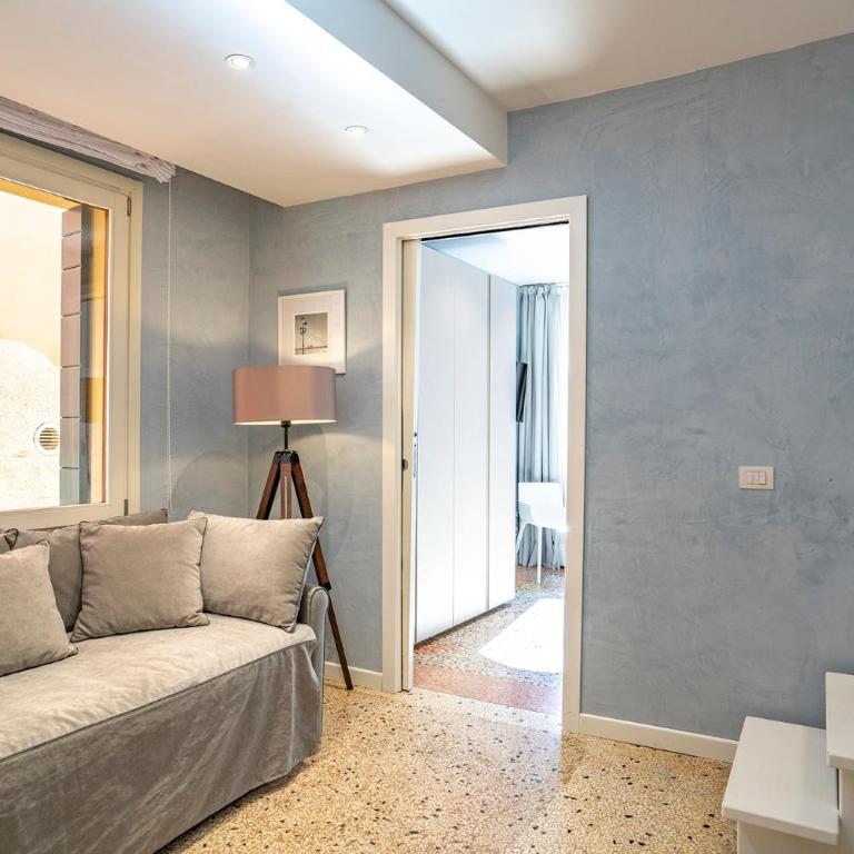 Casa con vista canale - Appartamento con 2 Camere da Letto - 18