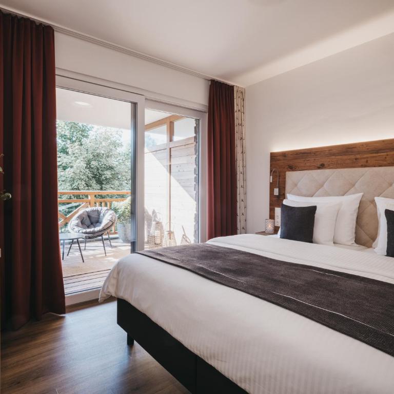 Village Park Suites - Deluxe Apartment mit 1 Schlafzimmer - 2