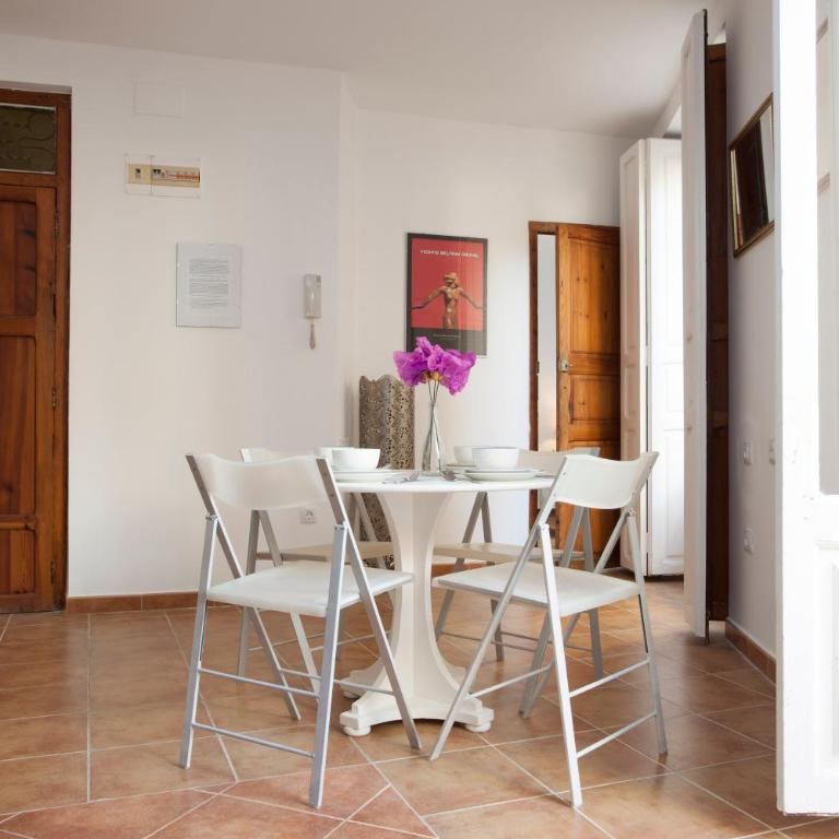 SingularStays Roteros - Two-Bedroom Apartment - 4