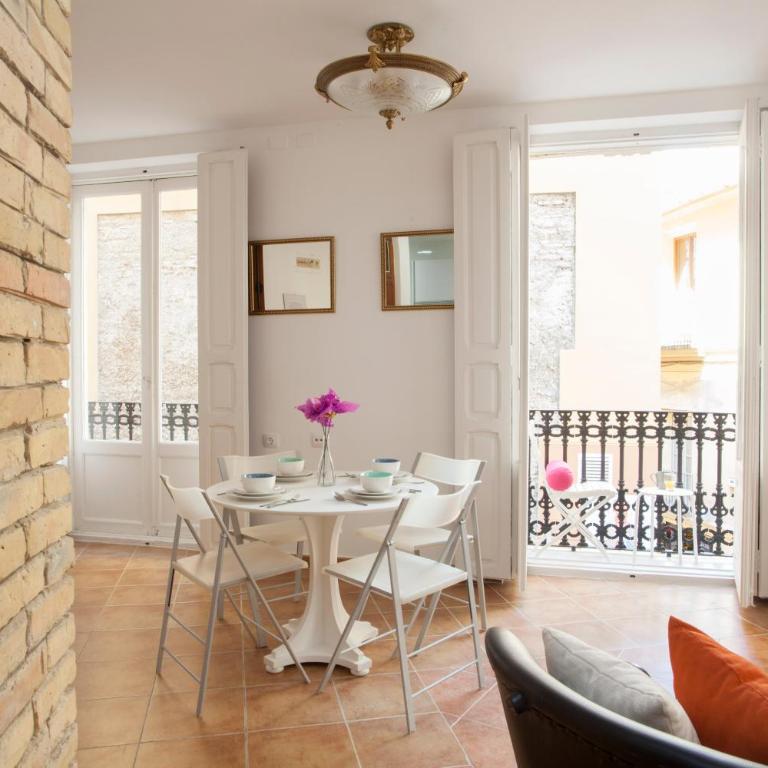 SingularStays Roteros - Two-Bedroom Apartment - 3