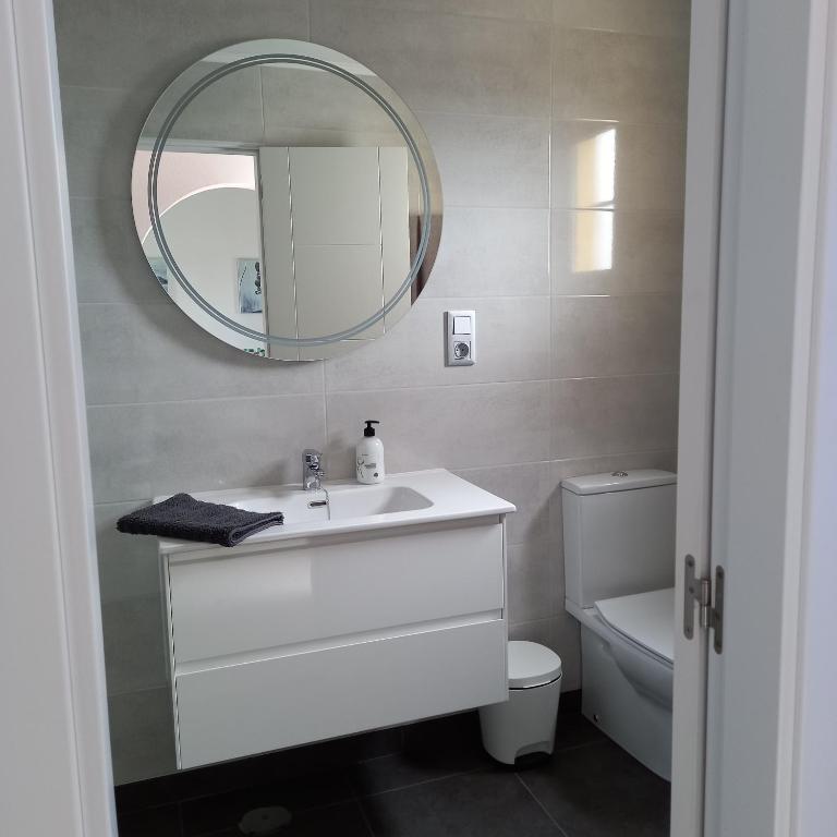 Caleta Holiday Bungalow - Vacation Home - 16
