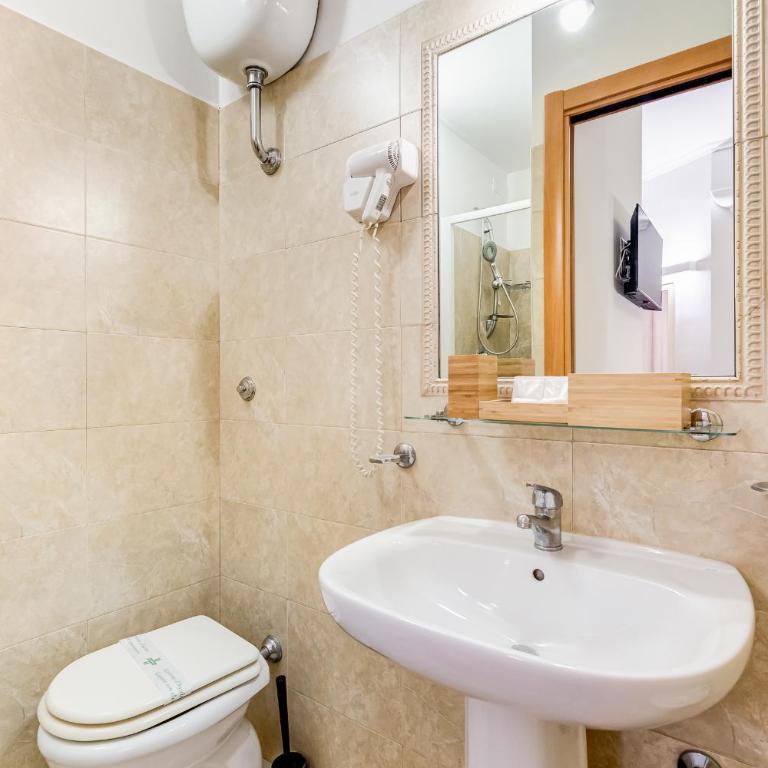 JMartins Roma Suites - Camera Matrimoniale Piccola - 10