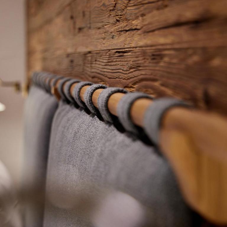 Hotel Landhaus Sonnenbichl Mittenwald - Doppelzimmer mit Balkon - 4