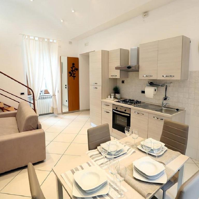 Maison Mele Luxury Apartment - Casa Vacanze - 2