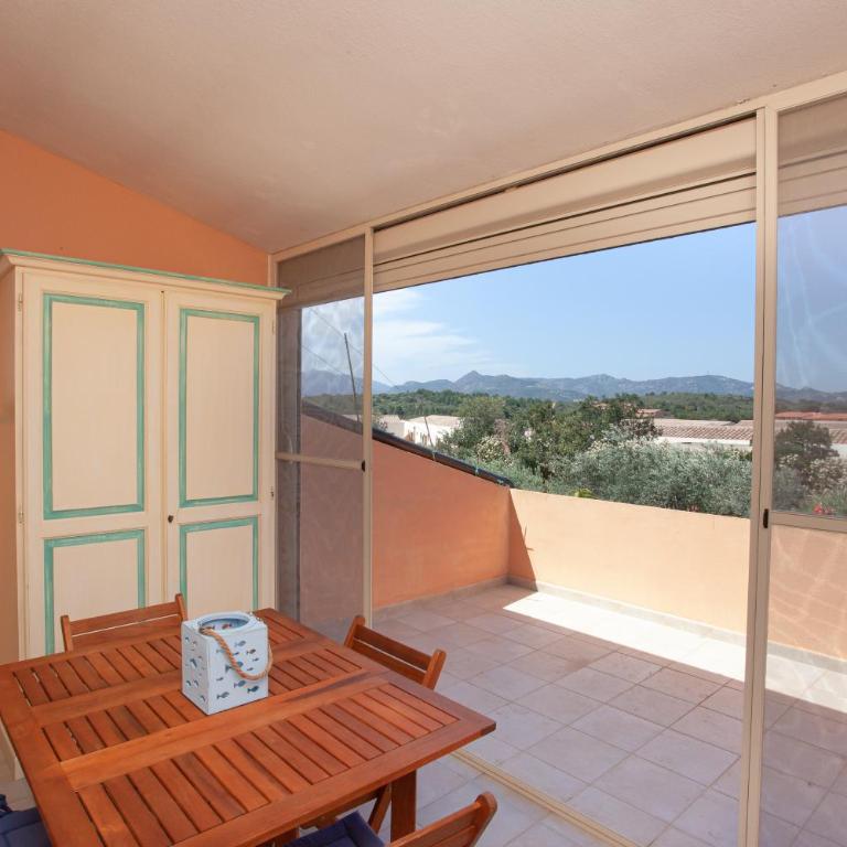 Porto Coda Cavallo Beach House a 300 mt dal mare, con terrazza panoramica - Appartamento con 2 Camere da Letto - 2