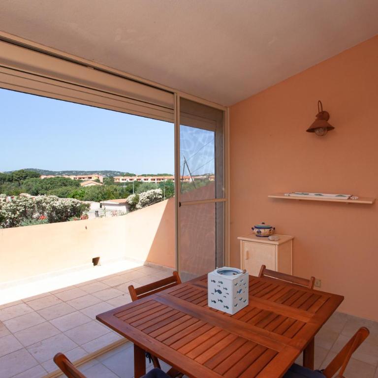 Porto Coda Cavallo Beach House a 300 mt dal mare, con terrazza panoramica - Appartamento con 2 Camere da Letto - 4