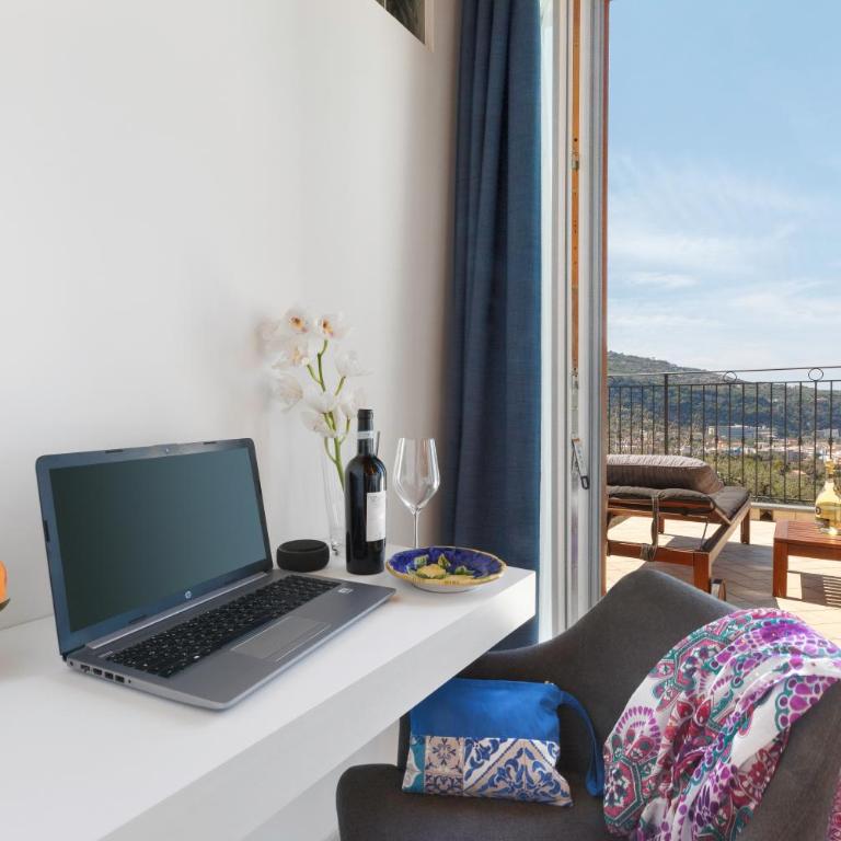 Eterea Charming Suites - Junior Suite with Sea View - 13