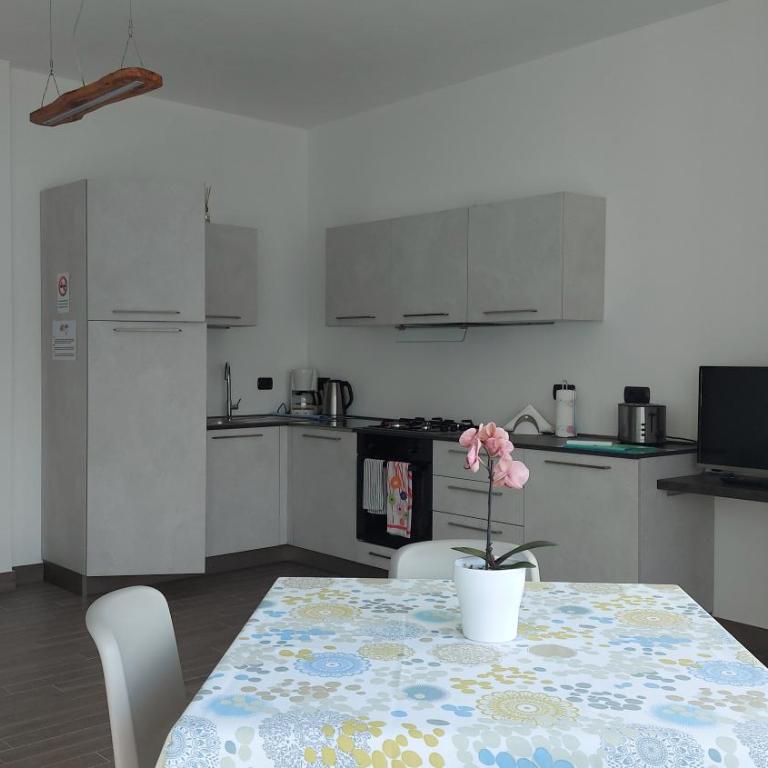 Appartamenti Casa San Nicolò - Appartamento con Vista Lago - 8
