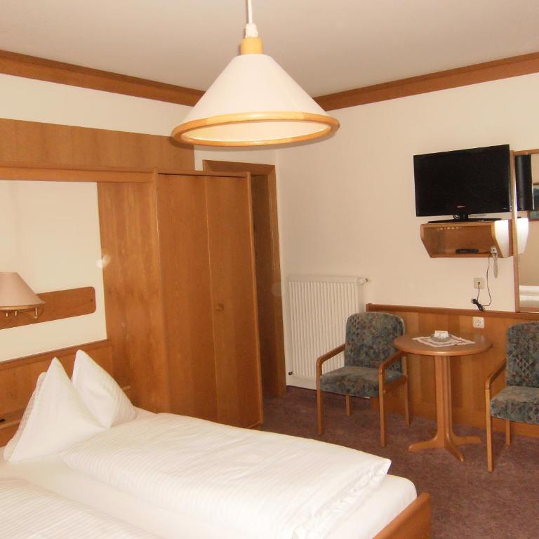 Pension Salzburger Hof - Chambre Double Confort avec Balcon - 4
