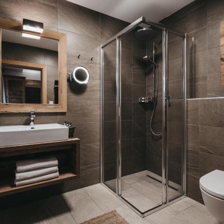VAYA St Anton - Superior Apartment mit 3 Schlafzimmern - 1