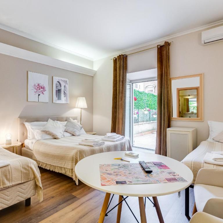 JMartins Roma Suites - Camera Quadrupla - 11