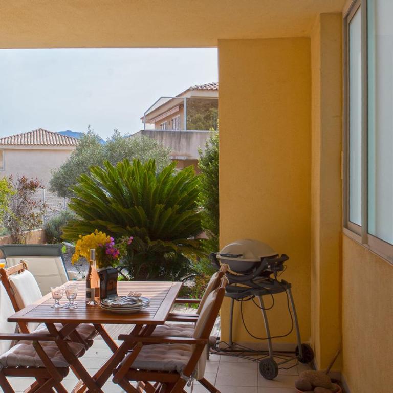 Appartement Casa Linda avec jardin 900m de la plage et du centre ville - Appartement - 14