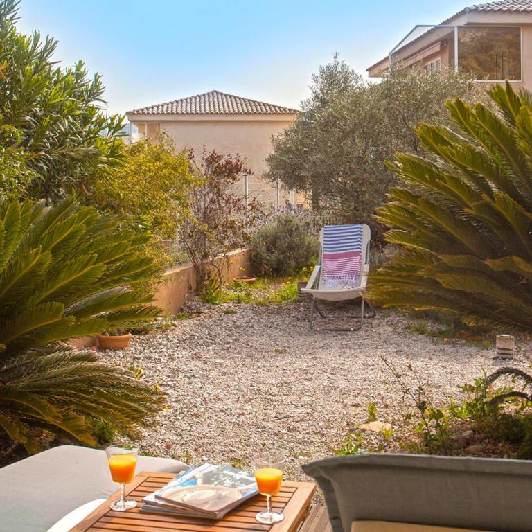 Appartement Casa Linda avec jardin 900m de la plage et du centre ville - Appartement - 20