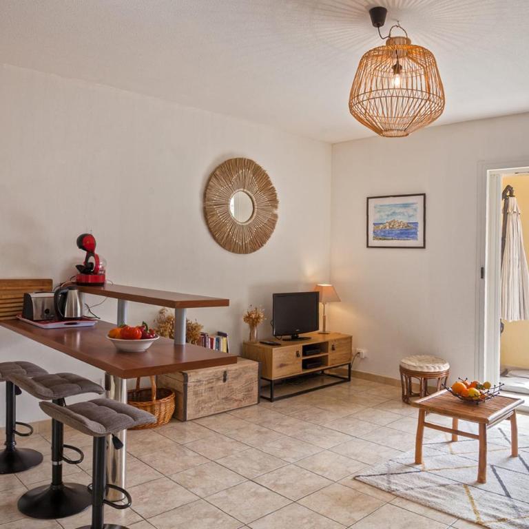 Appartement Casa Linda avec jardin 900m de la plage et du centre ville - Appartement - 3