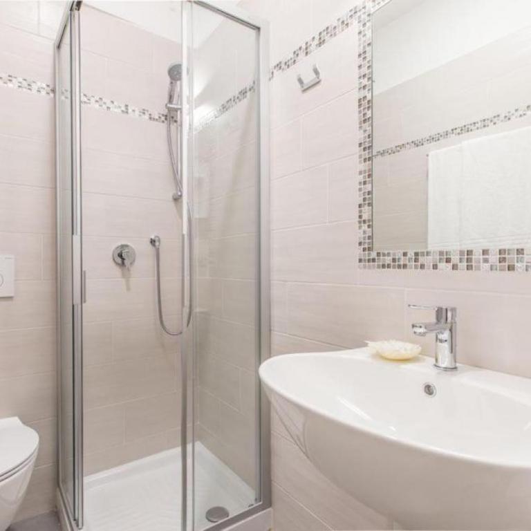 Hotel Guerrini - Camera Tripla con Bagno Privato - 2