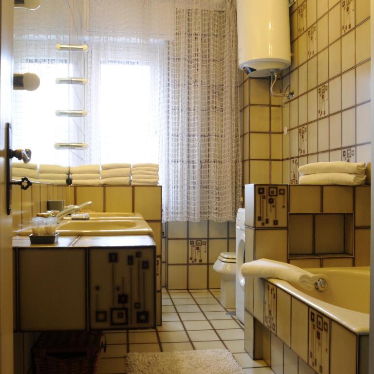 Blue Moon - Via Torre del Lebbroso Apartments - Apartment with Balcony - Via Torre del Lebbroso 4 - 14