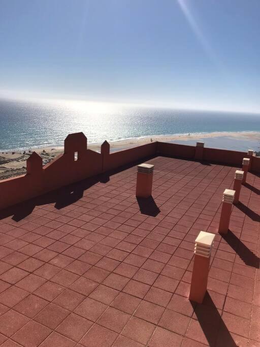 Beach front apartment with stunning ocean views! - Apartamento de 2 dormitorios - 17
