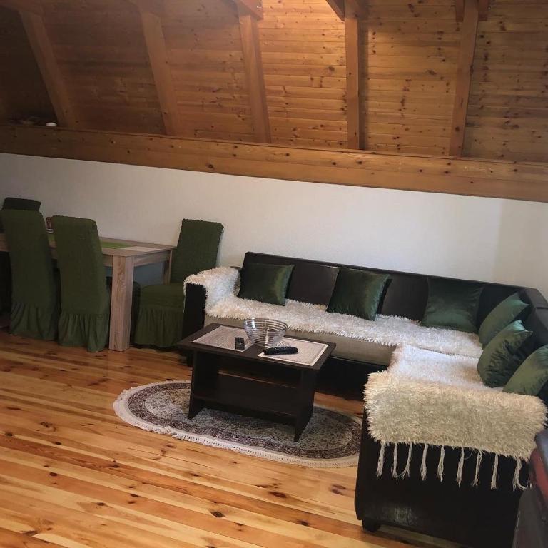 Vikendica Anja - Two-Bedroom Chalet - 9