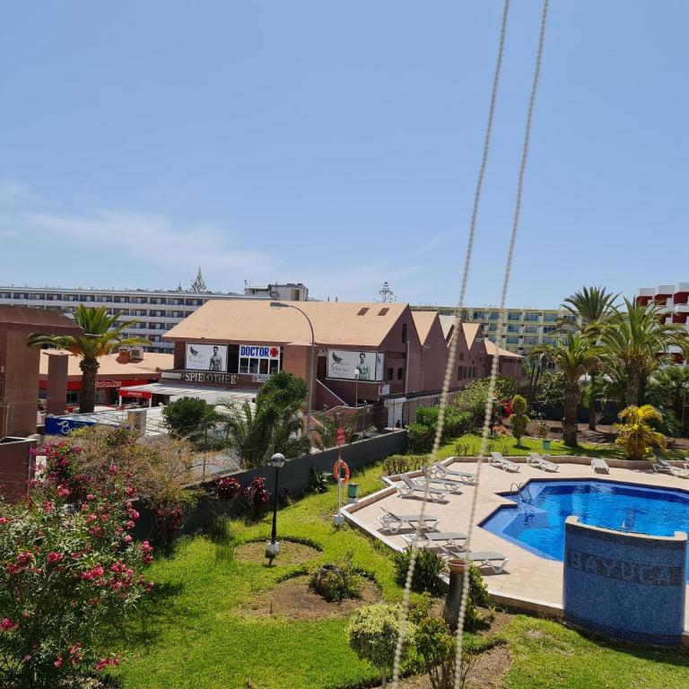 Yumboflat Two Bedroom Apartment - Apartamento de 2 dormitorios - 3