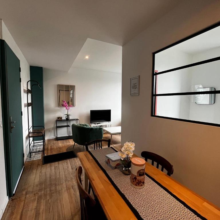 Charmant T2 bis proche Gare et Centre Ville - Parking proche - Apartamento de 2 dormitorios - 7