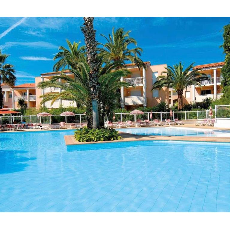 T2 A/C côte d'Azur, piscine, plage á 350m, WIFI - Appartement 1 Chambre - 1
