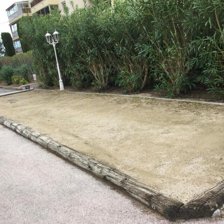 T2 A/C côte d'Azur, piscine, plage á 350m, WIFI - Appartement 1 Chambre - 12